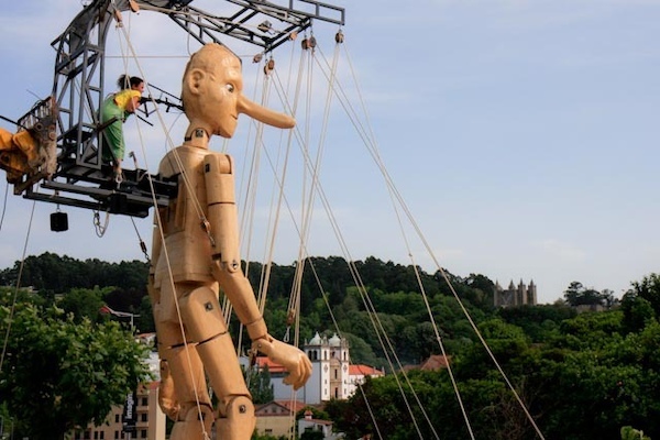 A Fantástica História de uma Criança Chamada Pinóquio A Fantástica História de uma Criança Chamada Pinóquio