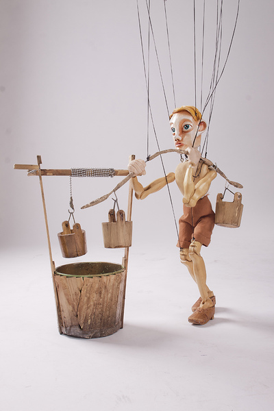 Bzzzoira Moira Bzzzoira Moira