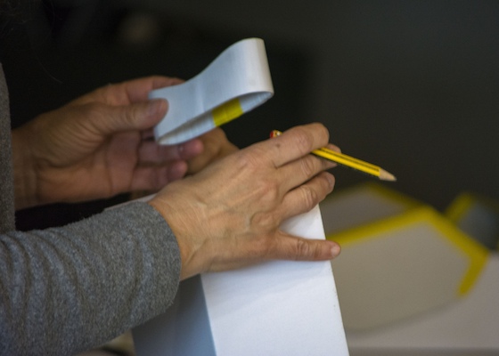 Teatro em Miniatura - Lambe Lambe Teatro em Miniatura - Lambe Lambe