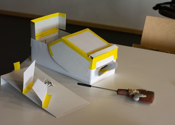 Miniature Theater - Lambe Lambe Miniature Theater - Lambe Lambe