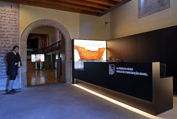 Alfândega Régia – Museu da Construção Naval Alfândega Régia – Museu da Construção Naval